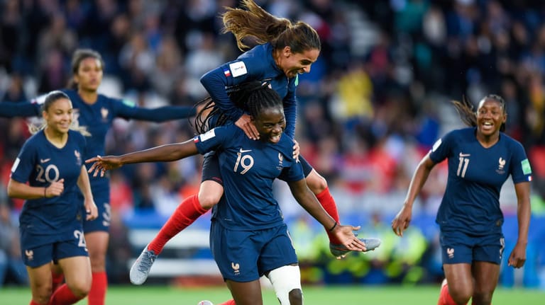 Jubel bei den französischen Nationalspielerinnen nach dem Sieg über Südkorea.