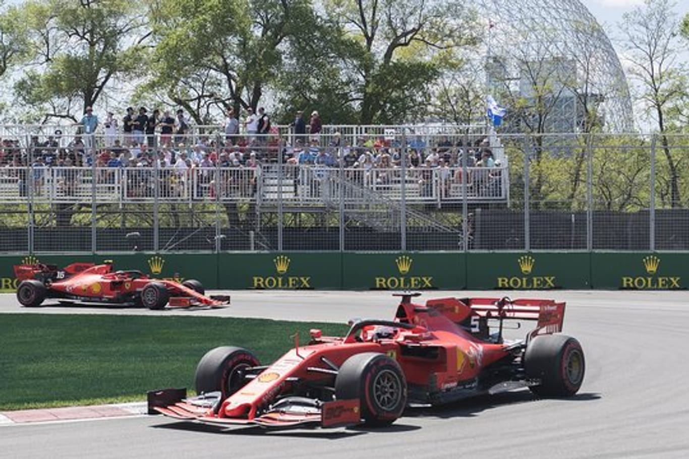 Auf den langen Geraden wollen die beiden Ferrari beim Qualifying in Kanada Zeit gut machen.