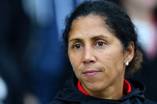 Beklagte die fehlende Unterstützung während ihrer Zeit als Bundestrainerin des Frauen-Nationalteams: Steffi Jones.