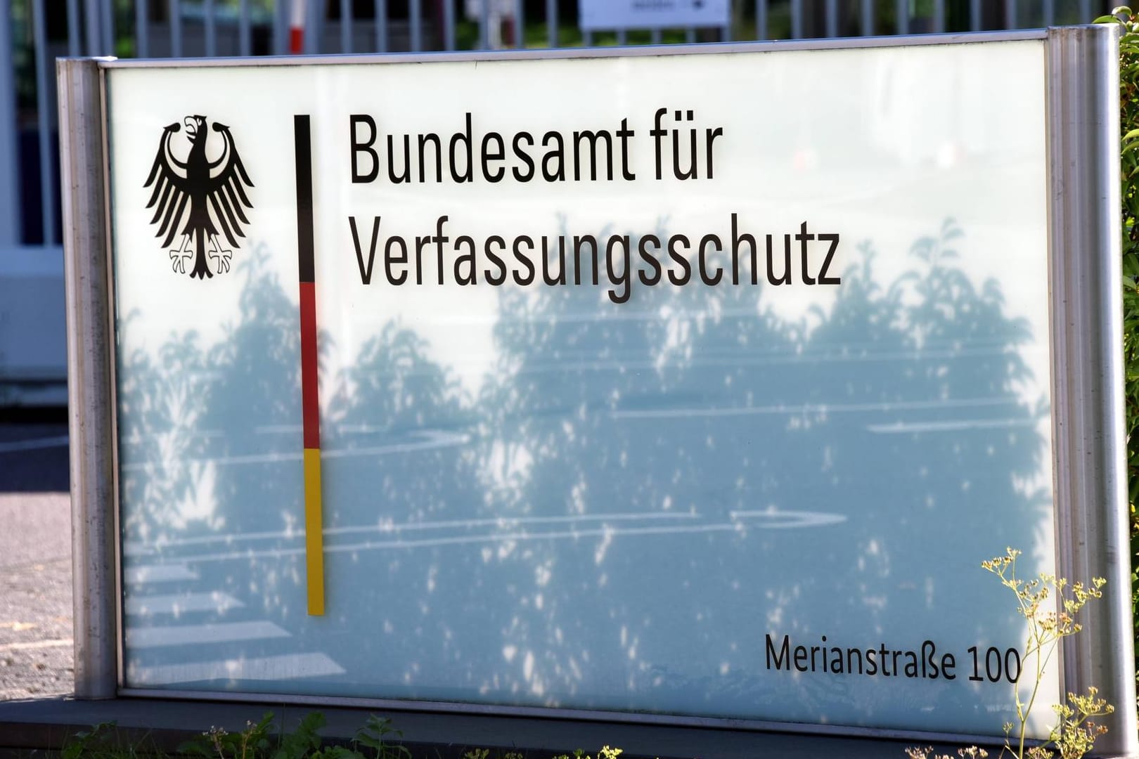 Eingang zum Bundesamt für Verfassungsschutz