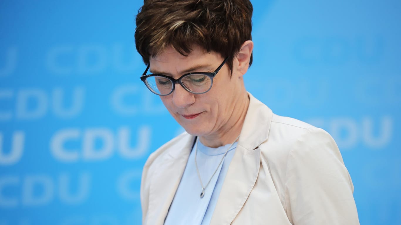 Annegret Kramp-Karrenbauer: Die CDU-Chefin dürfte derzeit keine Freude haben, wenn sie sich die Umfragen anschaut.
