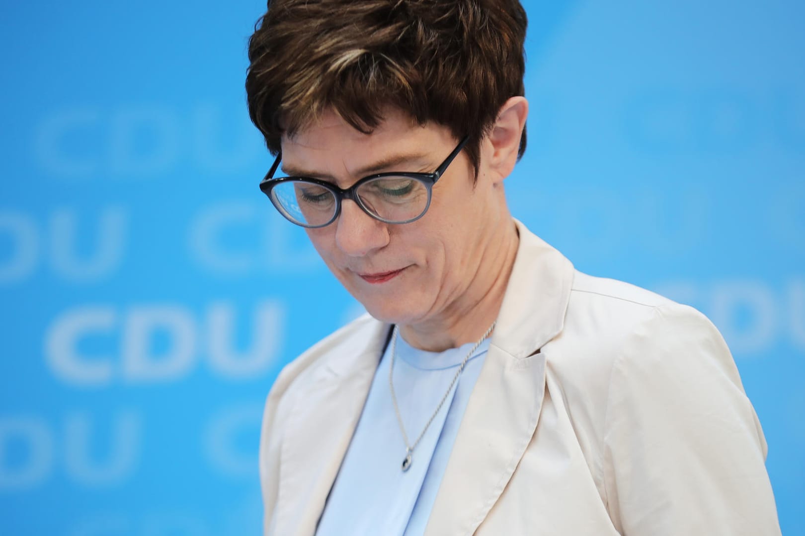 Annegret Kramp-Karrenbauer: Die CDU-Chefin dürfte derzeit keine Freude haben, wenn sie sich die Umfragen anschaut.