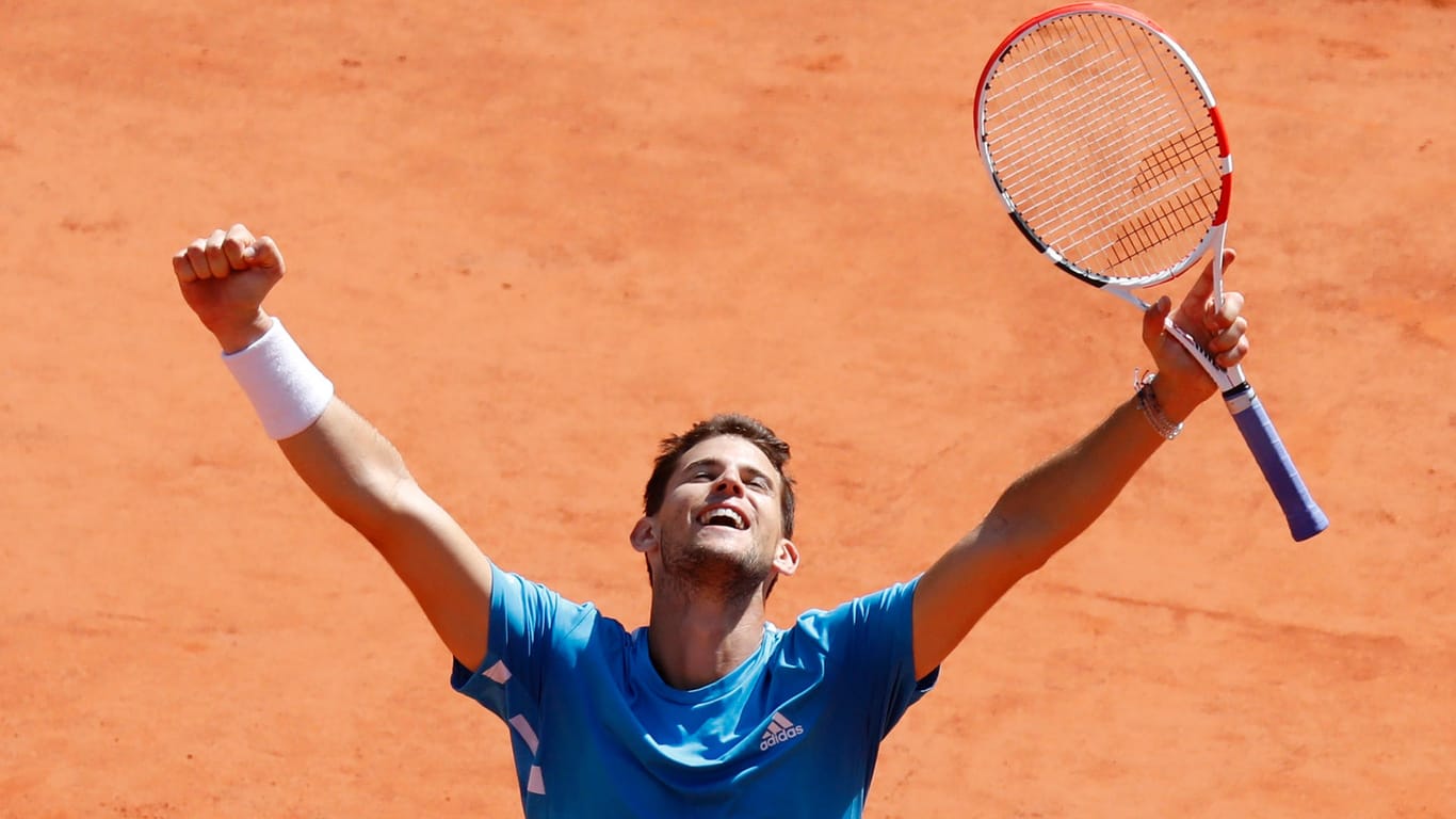 Erlösender Jubel: Thiem feiert seinen Sieg über Novak Djokovic.