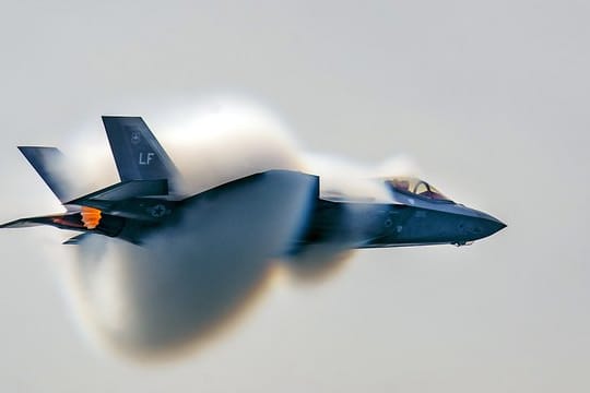 Wegen des geplanten Kaufs eines russischen Raketenabwehrsystems durch die Türkei leiten die USA Schritte zum Ausschluss des Nato-Partners aus dem F-35-Kampfjetprogramm ein.