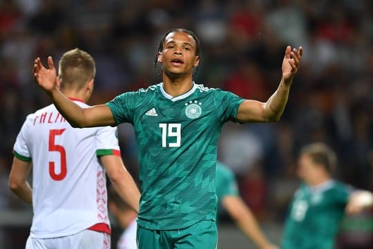 Trifft für die Nationalmannschaft und schweigt über einen möglichen Vereinswechsel: Leroy Sané.