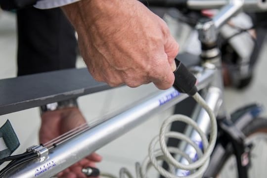 Wenn per Mietvertrag ein Abstellplatz für eine Fahrrad zugesagt wurde, sollte er auch vorhanden sein.