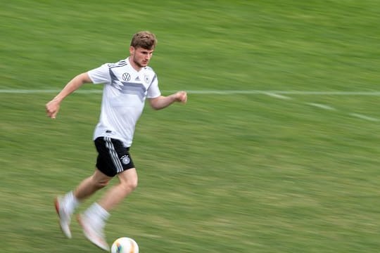 Muss sich derzeit mit seiner Rolle als Ersatzspieler arrangieren: Timo Werner bei einer Trainingseinheit.