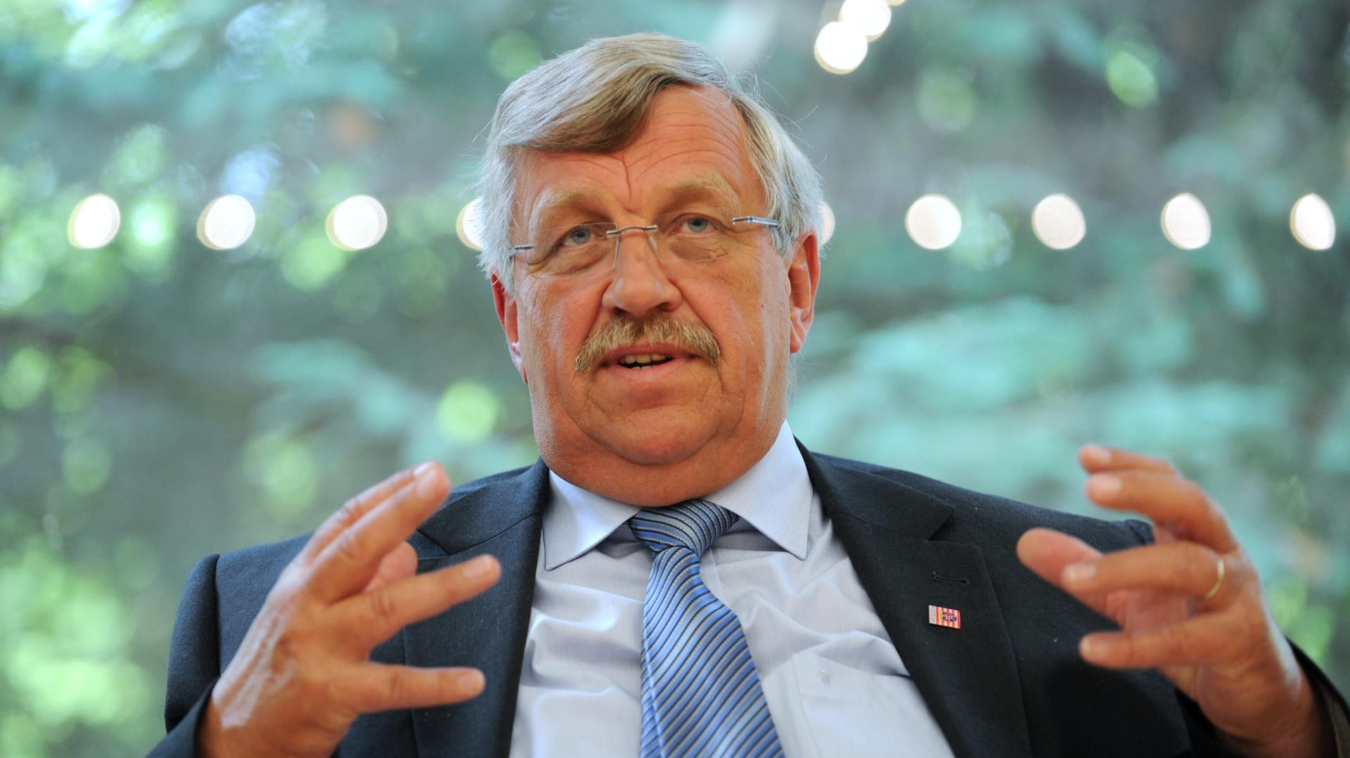 Walter Lübcke (CDU): Der Regierungspräsident von Kassel wurde aus nächster Nähe auf seiner Terrasse erschossen. (Archivbild)