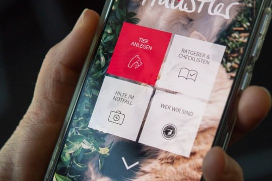 Die App hält vielseitige Informationen für Hunde- und Katzenbesitzer bereit.