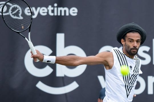 Dustin Brown setzt sich gegen John Millman durch und trifft als nächstes auf Alexander Zverev.