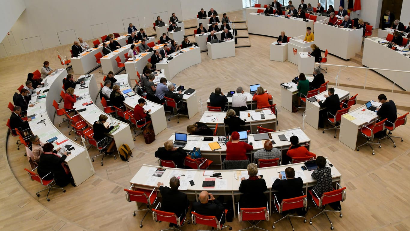 Der brandenburgische Landtag in Potsdam: Die Landtagswahl findet am 1. September statt.