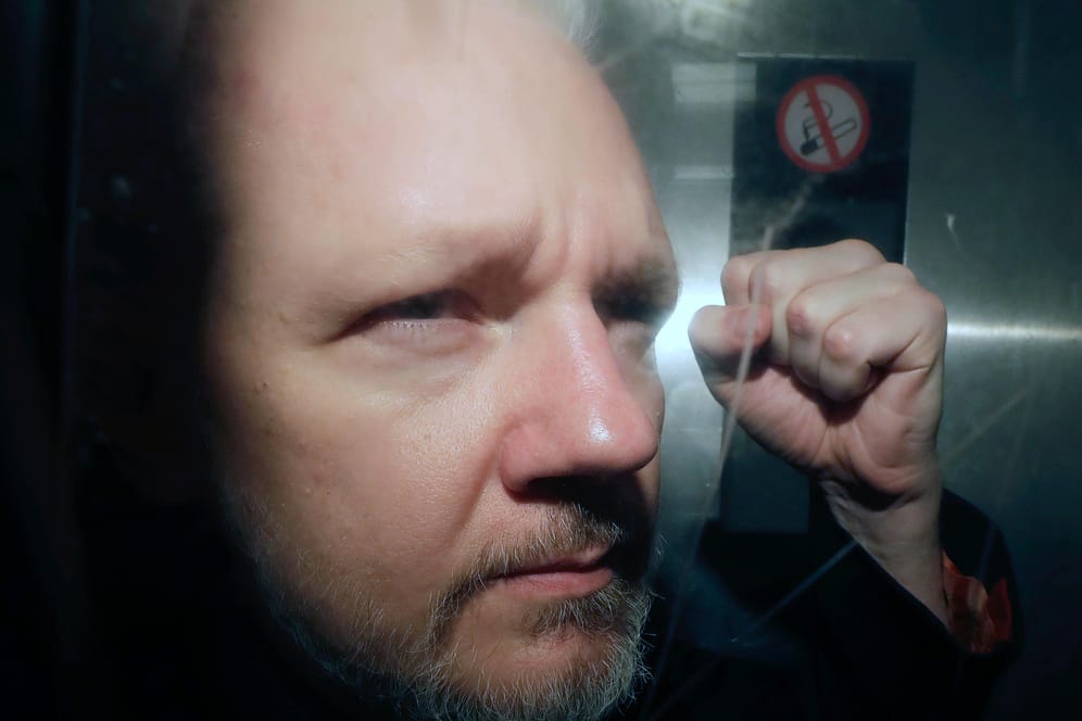 Julian Assange: Der Mitbegründer der Enthüllungsplattform WikiLeaks soll in die USA ausgeliefert werden.