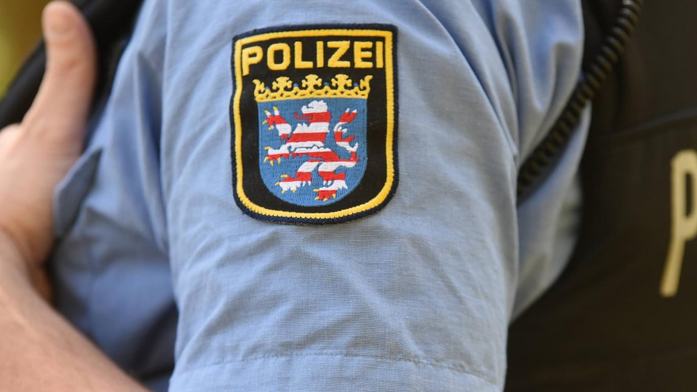 Hessischer Polizist: Eine Frau sitzt nach einem heftigen Streit mit ihrem Partner in Untersuchungshaft. (Symbolbild)