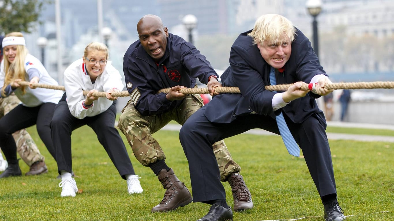 Boris Johnson im Nahkampf.