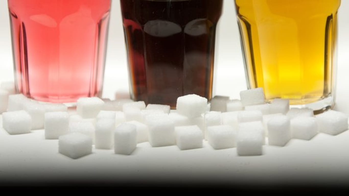 In vielen Getränken steckt eine Menge Zucker.