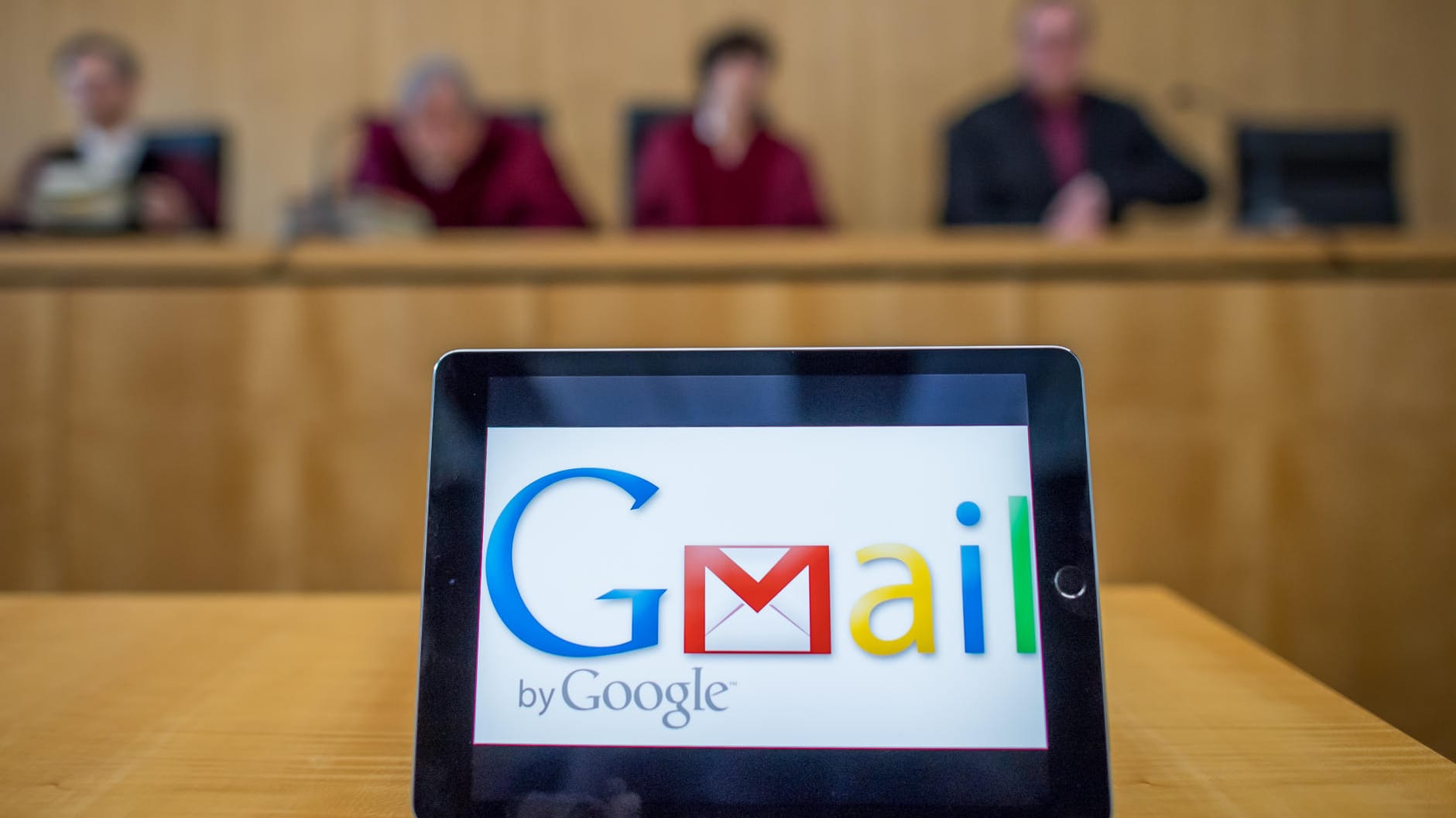 Google-Dienst Gmail vor Gericht: Die Bundesnetzagentur will erreichen, dass Google Gmail bei ihr als Telekommunikationsdienst anmeldet. Google-Dienst Gmail vor Gericht: Die Bundesnetzagentur will erreichen, dass Google Gmail bei ihr als Telekommunikationsdienst anmeldet.