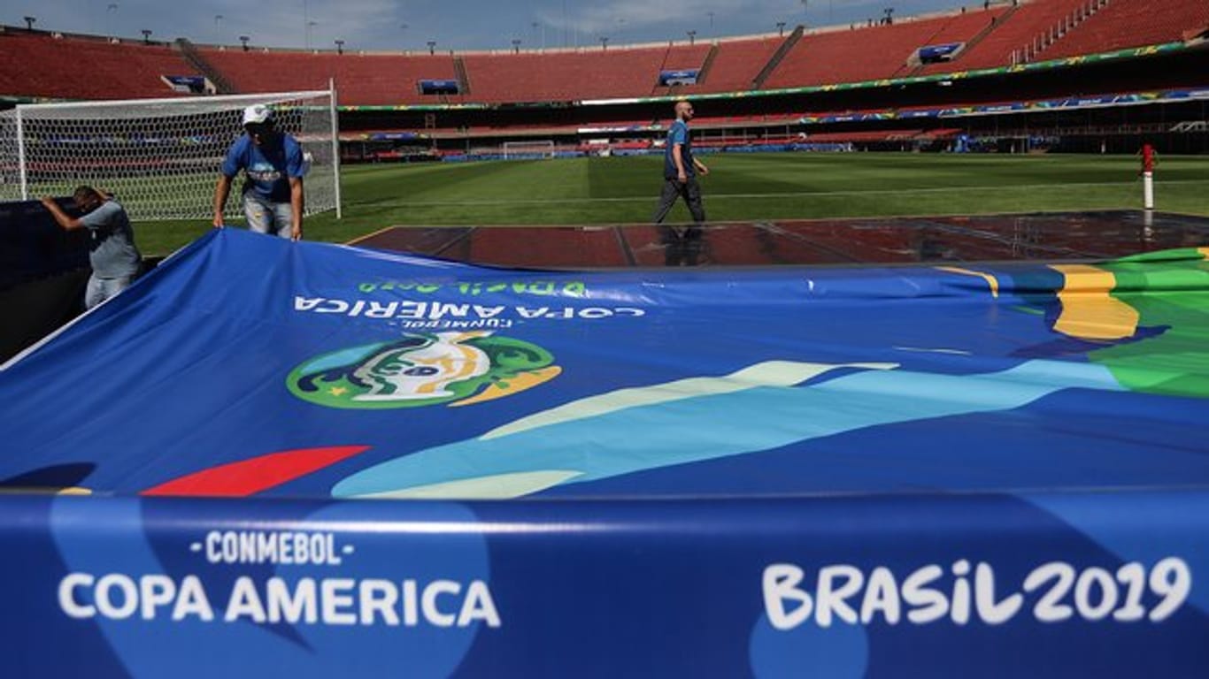 Die letzten Vorbereitungen für die Copa América in Brasilien vor dem Start.