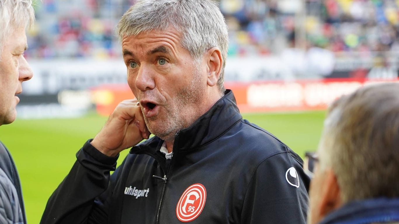 Friedhelm Funkel: Fortuna Düsseldorfs Trainer will seinen Offensiv-Star Benito Raman nur für eine hohe Ablöse gehen lassen.