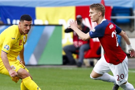 Könnte bald das Trikot von Bayer Leverkusen tragen: Der Norwerger Martin Ödegaard (r).