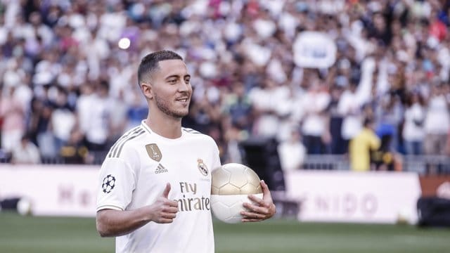 Eden Hazard bei seiner Vorstellung bei Real Madrid.