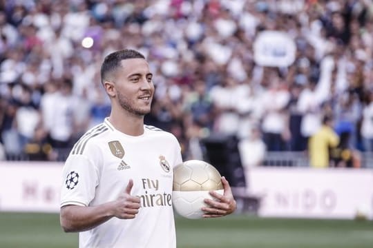 Eden Hazard bei seiner Vorstellung bei Real Madrid.