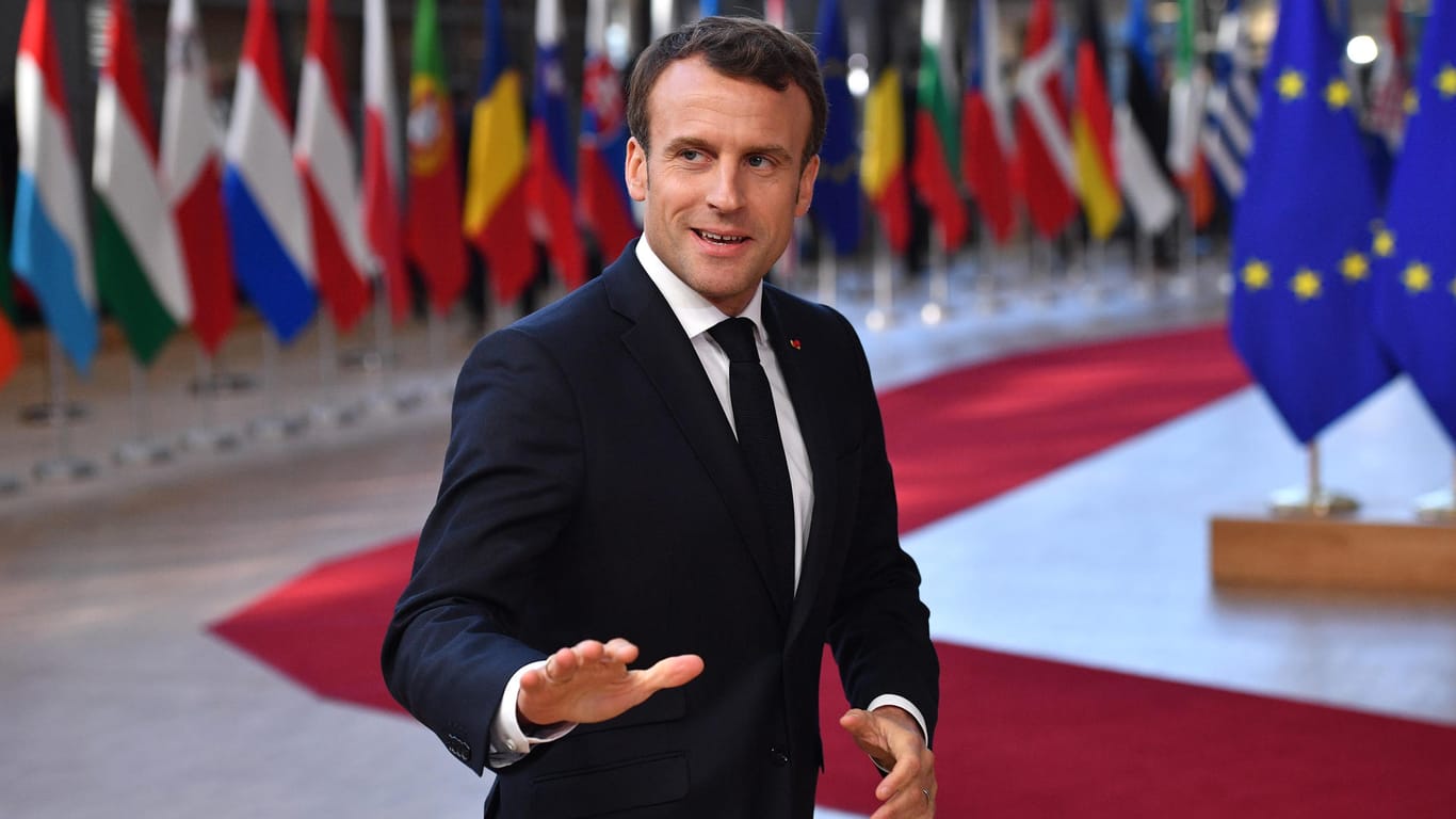 Der französische Präsident Emmanuel Macron fordert schon länger ein Eurozonenbudget: Jetzt haben sich die Finanzminister der Eurogruppe auf Eckpunkte geeinigt.