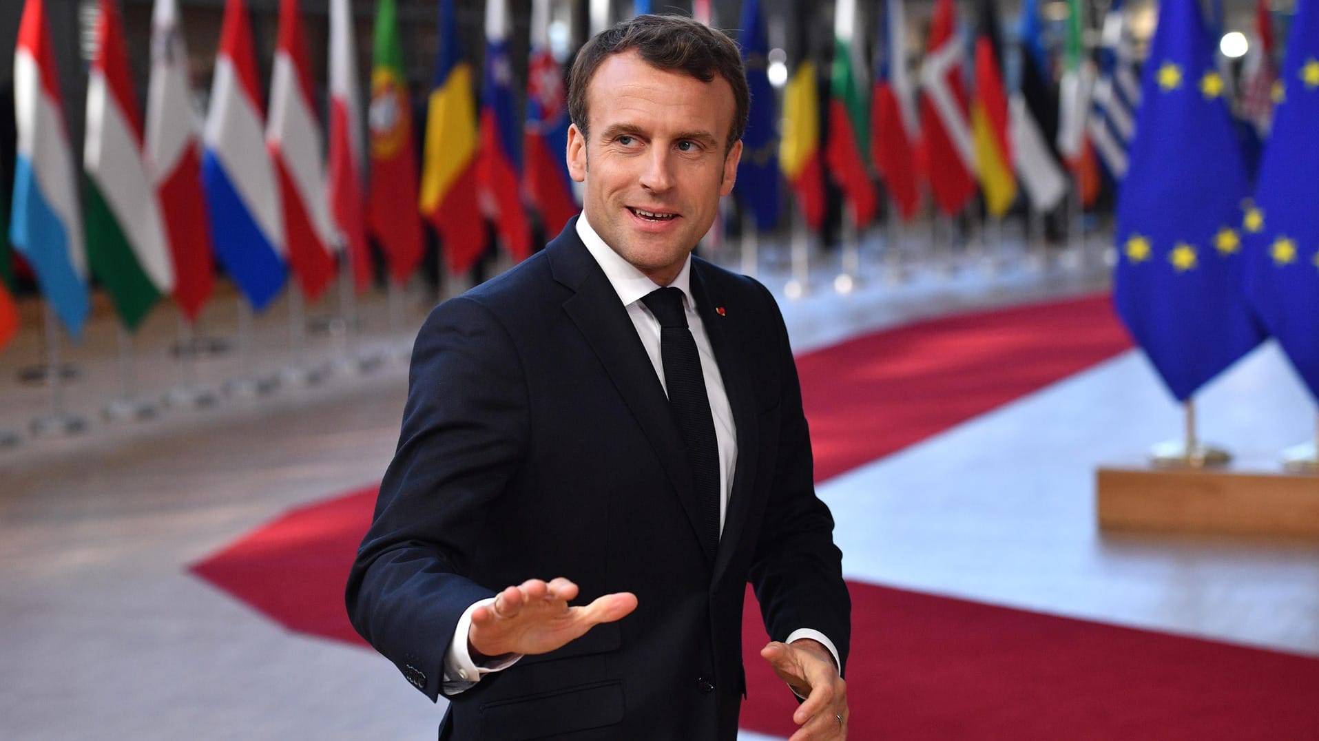 Der französische Präsident Emmanuel Macron fordert schon länger ein Eurozonenbudget: Jetzt haben sich die Finanzminister der Eurogruppe auf Eckpunkte geeinigt.