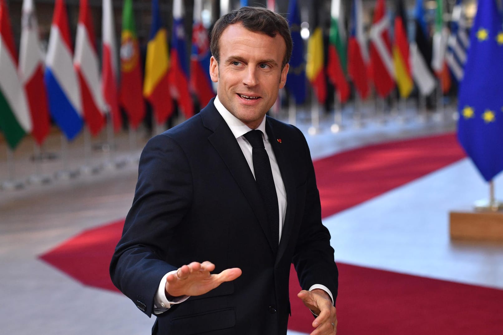 Der französische Präsident Emmanuel Macron fordert schon länger ein Eurozonenbudget: Jetzt haben sich die Finanzminister der Eurogruppe auf Eckpunkte geeinigt.