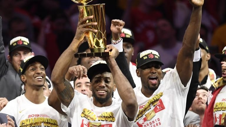 Die Toronto Raptors haben zum ersten Mal den NBA-Titel gewonnen.