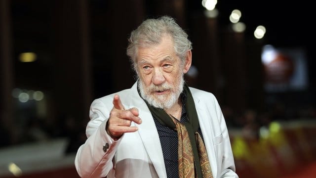 Ian McKellen will Geld für gemeinnützige Theater-Stiftungen sammeln.