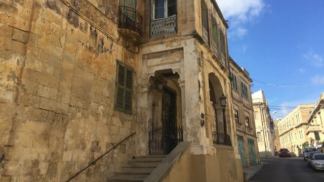 Diese Villa auf Malta, in der Königin Elizabeth gelebt hat, steht zum Verkauf.