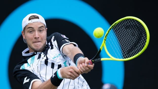 Jan-Lennard Struff ist beim Turnier in Stuttgart ausgeschieden.