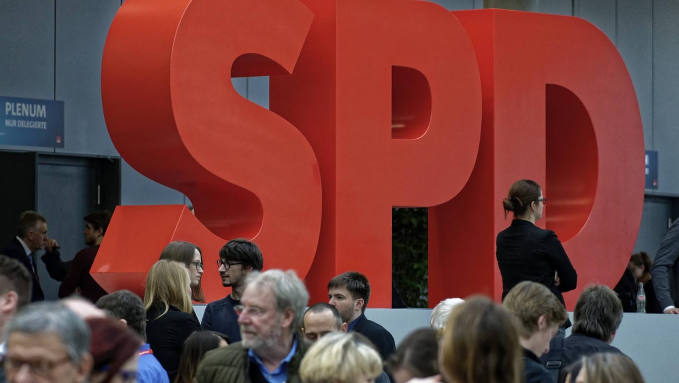 Delegierte beim Sonderparteitag der SPD in Bonn (Archivbild).