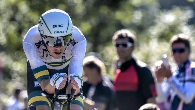 Der Australier Rohan Dennis hat die erste Etappe der 83.