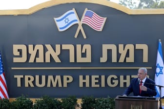 Die "Trump-Höhen": Israels Ministerpräsident Benjamin Netanjahu spricht bei der Zeremonie zur Namensgebung für eine neue Siedlung auf den annektierten Golanhöhen.