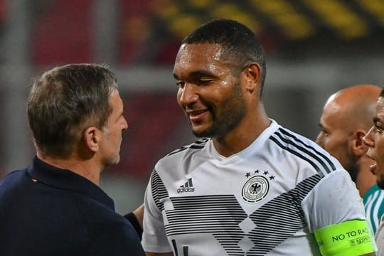 U21-Trainer Stefan Kuntz lobt seinen Kapitän Jonathan Tah.