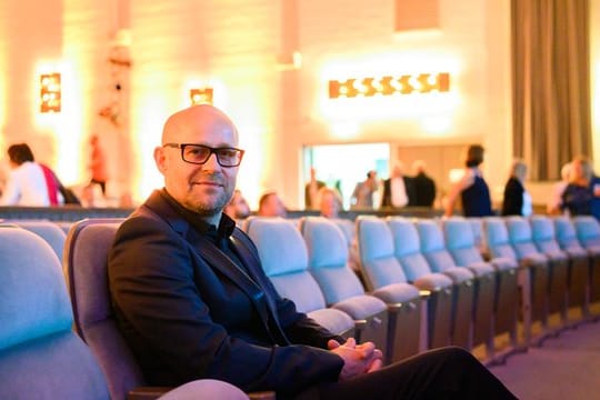 Jürgen Vogel gewinnt den Schauspielpreis des Internationalen Filmfests Emden-Norderney.