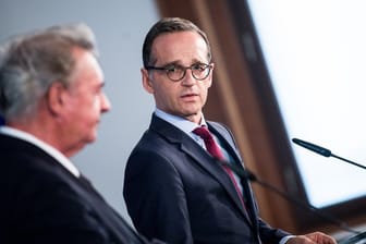 Bundesaußenminister Heiko Maas (r) und sein luxemburgischer Amtskollege Jean Asselborn wollen eine unabhängige Untersuchung der Vorfälle im Golf von Oman.