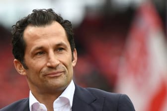 Der Münchner Sportdirektor Hasan Salihamidzic kündigt weitere Transfers an.