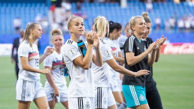 Nach dem Gruppensieg zieht das deutsche Team erneut um.