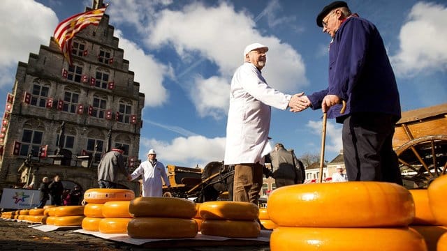 Für 43 Prozent aller befragten Deutschen ist Gouda der Lieblingskäse.