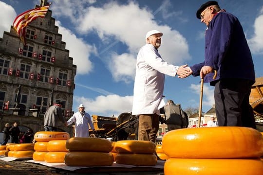 Für 43 Prozent aller befragten Deutschen ist Gouda der Lieblingskäse.