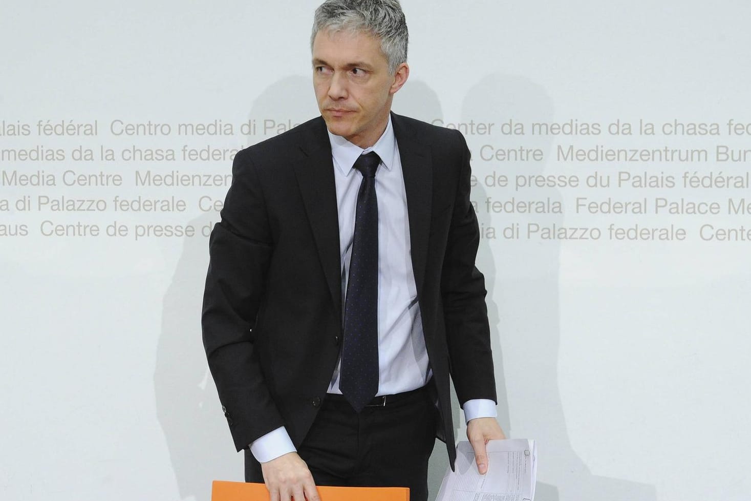 Muss den Fall abgeben: Bundesanwalt Michael Lauber ist laut Schweizer Strafgericht befangen.