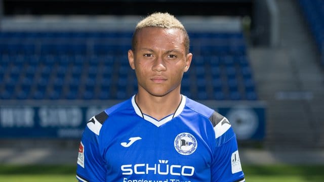 Der nach Bielefeld ausgeliehene Roberto Massimo kehrt zum VfB zurück. Der nach Bielefeld ausgeliehene Roberto Massimo kehrt zum VfB zurück.