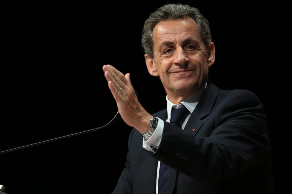 Nicolas Sarkozy: Der ehemalige französische Präsident steht wegen Bestechung vor Gericht.