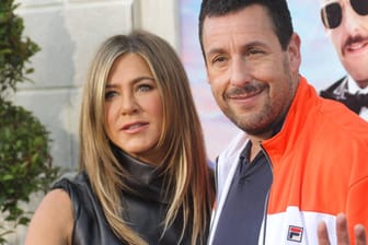 Jennifer Aniston und Adam Sandler: Sie standen gemeinsam für "Murder Mystery" vor der Kamera.