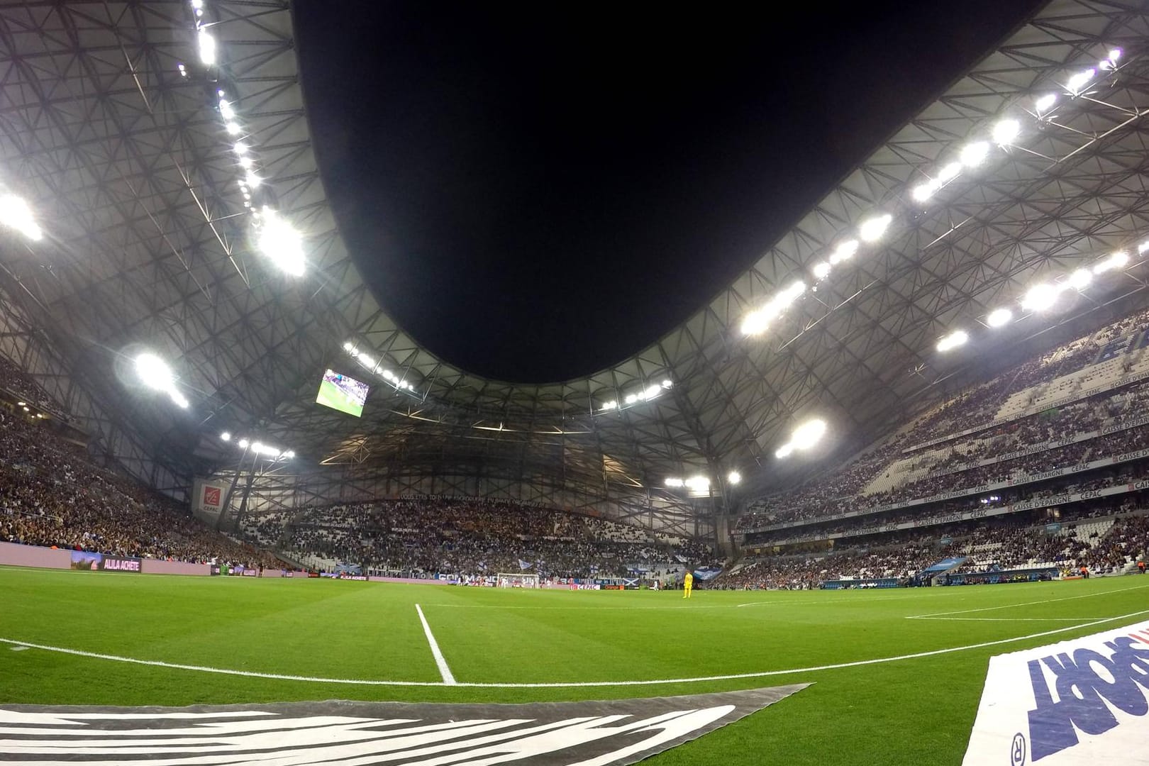 Stade Velodrome: Heimstätte von Olympique Marseille. Der Klub hat gegen das Financial Fairplay verstoßen.