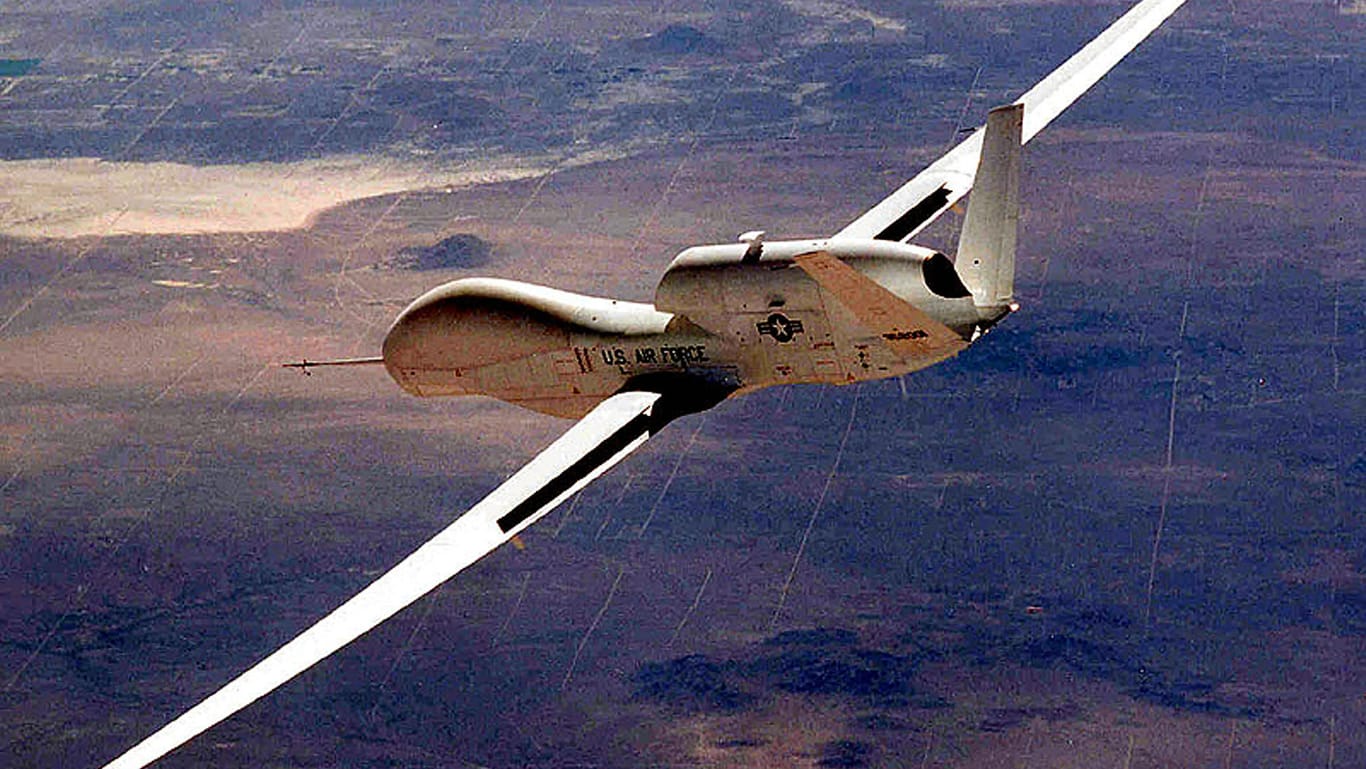 Eine militärische Drohne vom Typ Global Hawk: Die iranischen Revolutionsgarden haben einem Bericht zufolge eine US-Drohne abgeschossen.