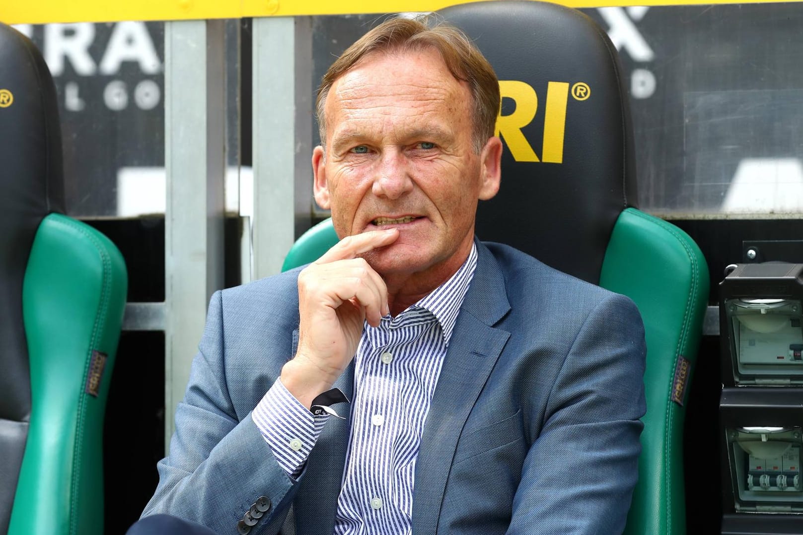 Hans-Joachim Watzke strebt mit Borussia Dortmund den Meistertitel an.