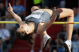 Scheiterte in Ostrava an der Weltrekordhöhe von 2,10 Meter: Marija Lassizkene in Aktion.